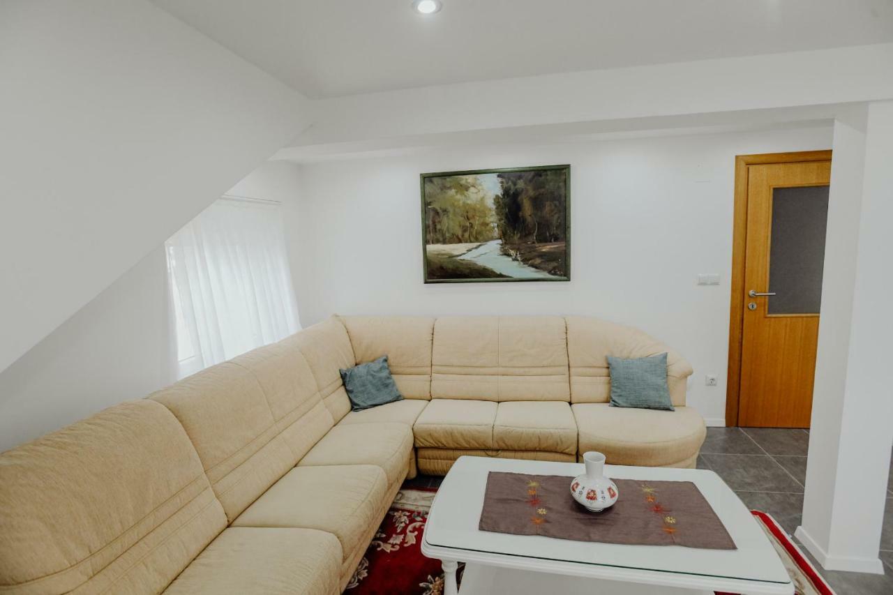 Apartman Slavonia Dakovo Ngoại thất bức ảnh